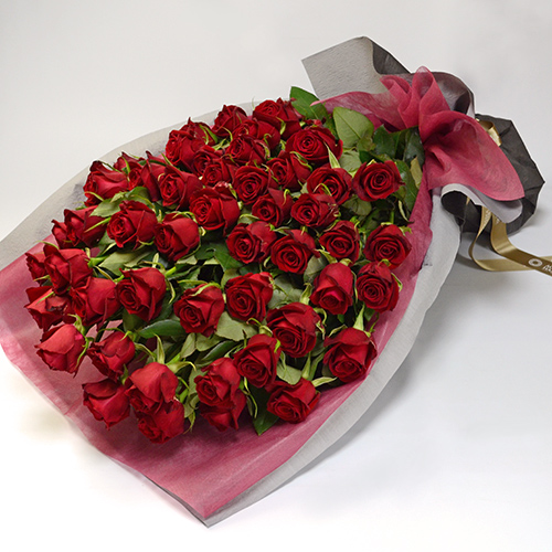 赤バラ50本の花束の画像