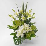 百合とアンスリウムのアレンジメント