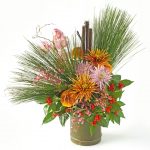 大王松と3種の菊のお正月アレンジメント
