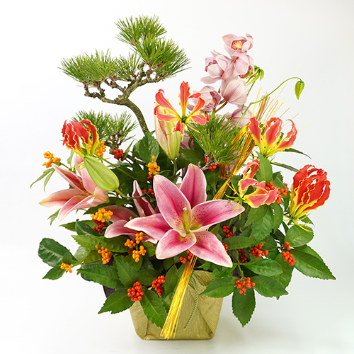 花と迎えるお正月 松 梅 竹 縁起がよい花とは お正月飾りにおすすめの新作アレンジメント 青山花茂blog