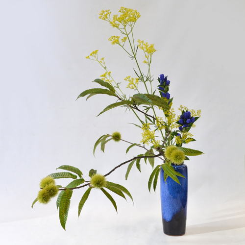 栗、竜胆、女郎花の花瓶活け